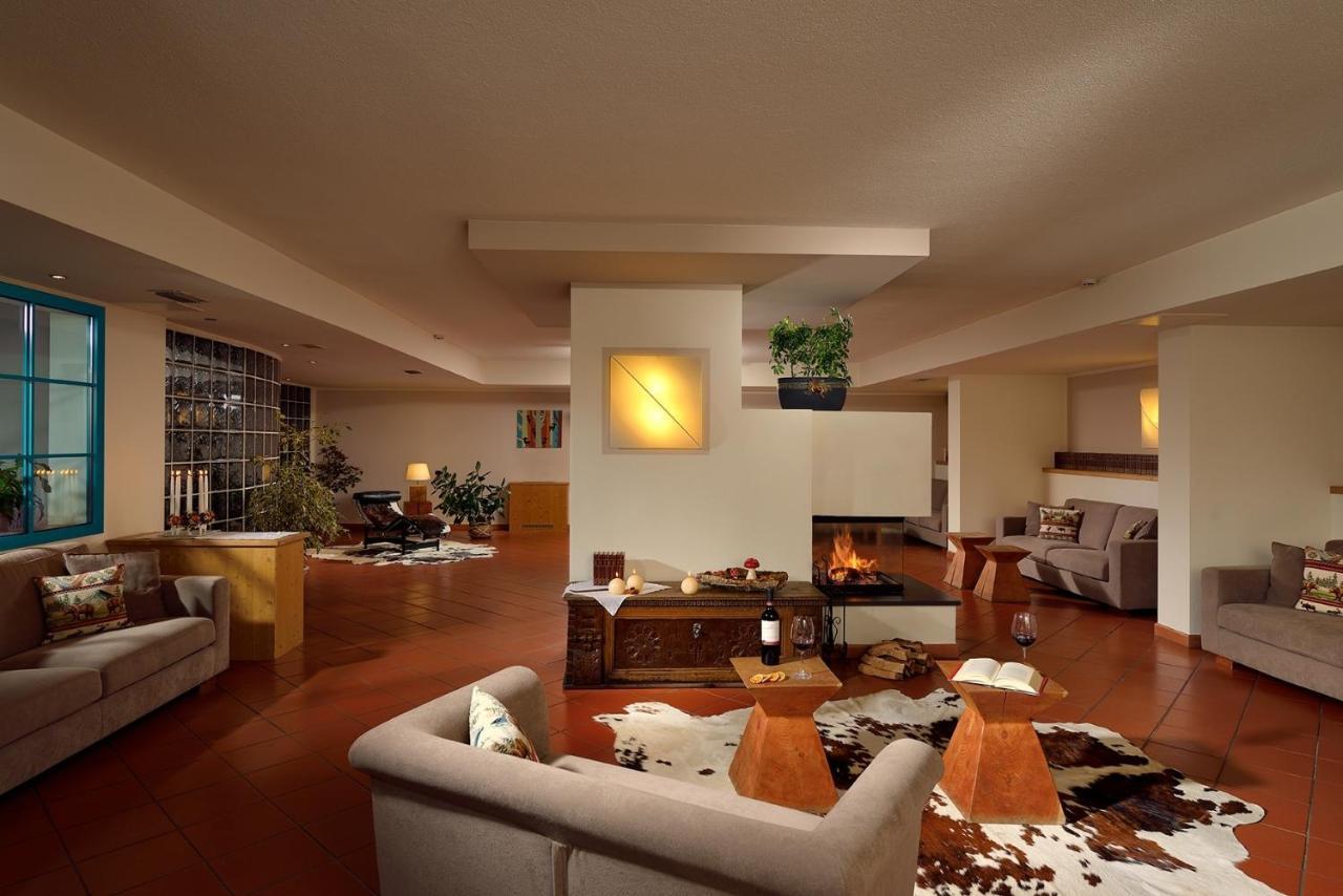 Hotel Sole Malè エクステリア 写真