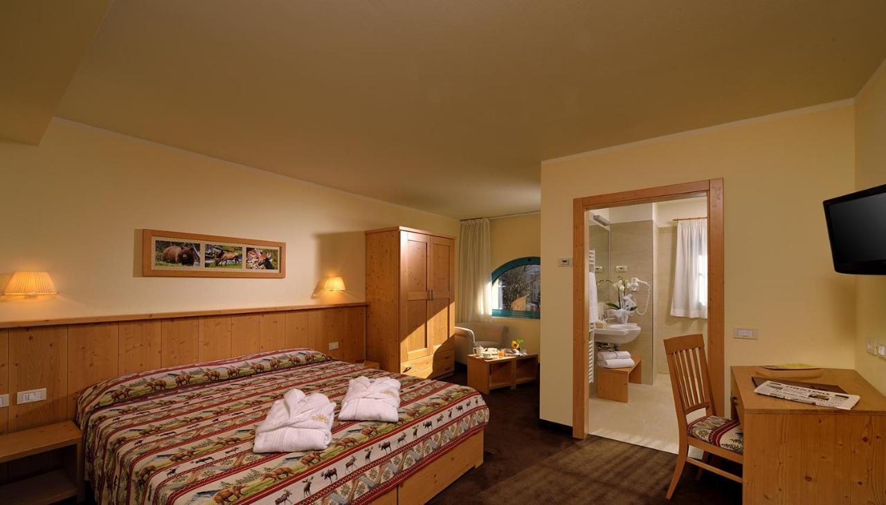 Hotel Sole Malè エクステリア 写真